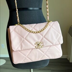 Chic Pink Quilted Chain Shoulder Bag